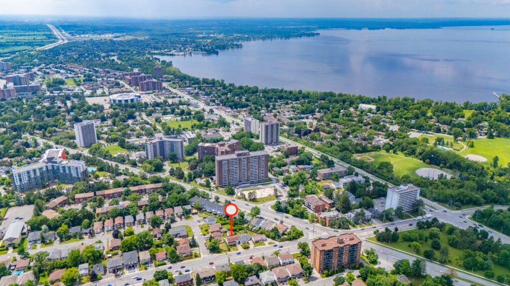 Bird eye-view of a property in Pinecrest, Ottawa and an investment served by anna alemi real estate team.